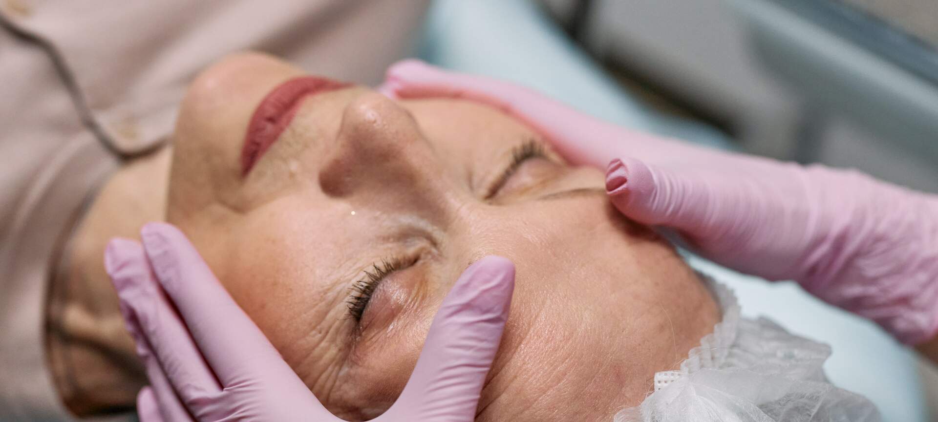 Bukálna a liftingová masáž tváre