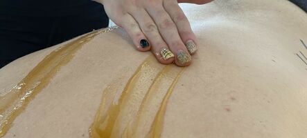 Medová detoxikačná masáž